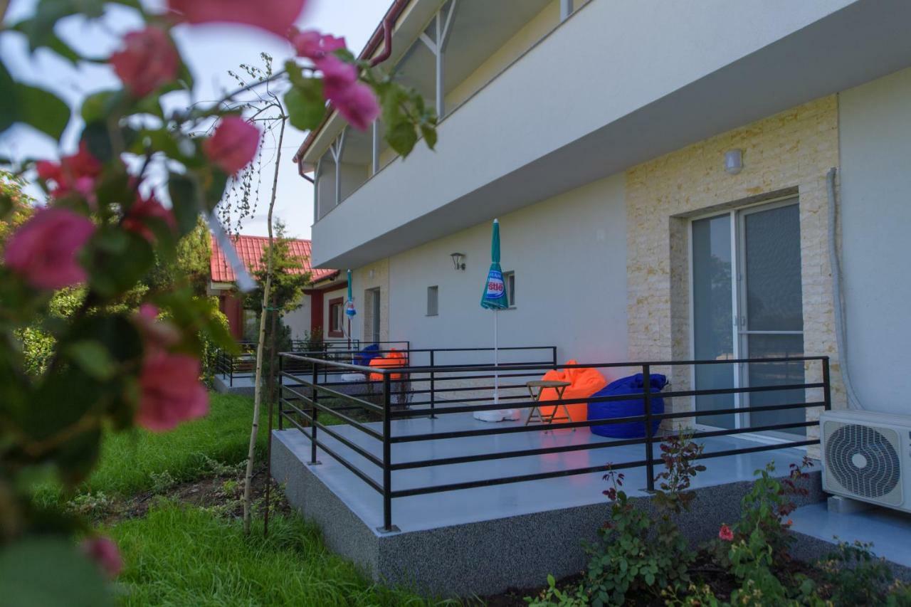 Los Anghelos Vama Veche Exterior photo