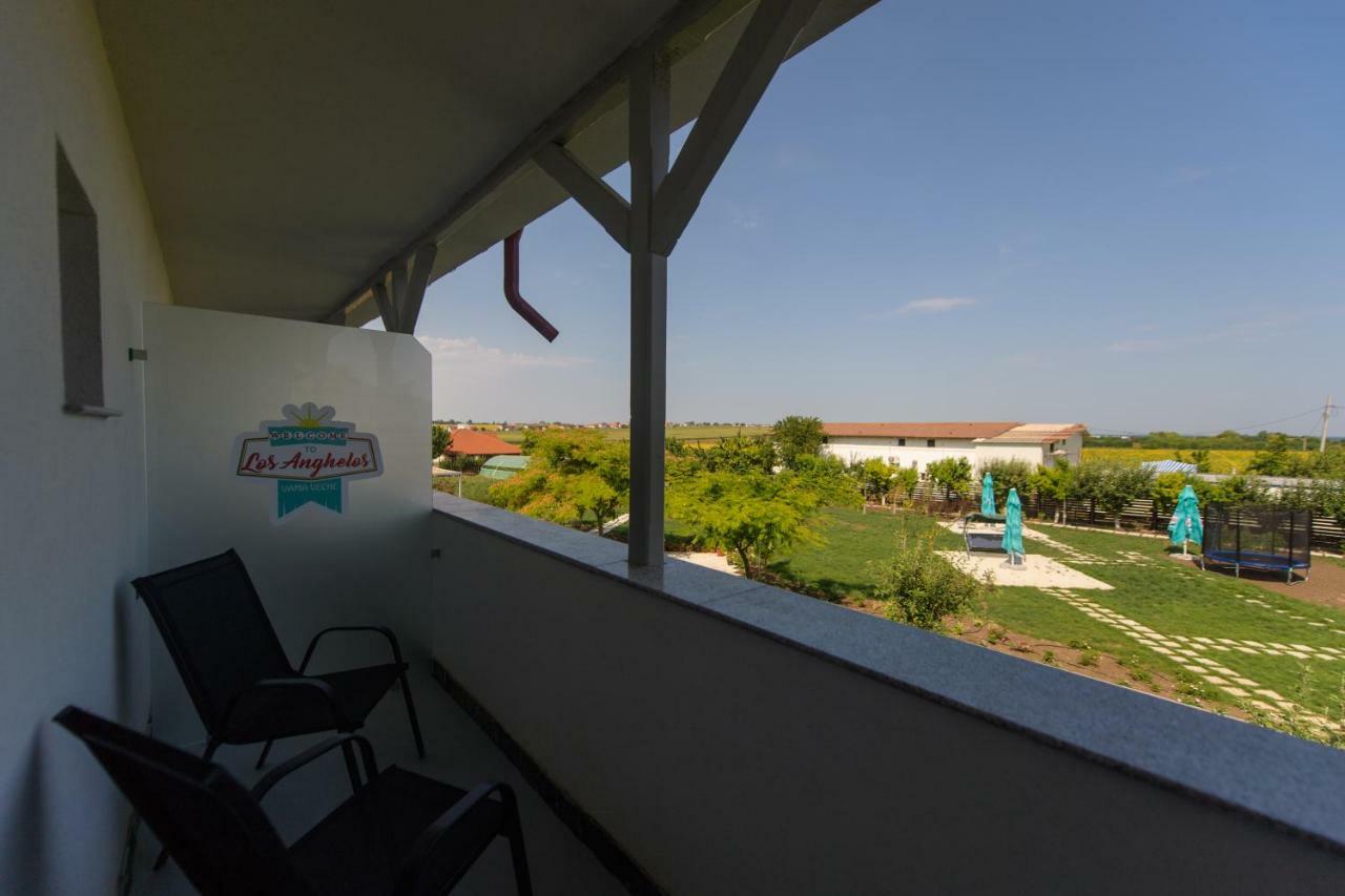 Los Anghelos Vama Veche Exterior photo